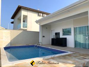 Casa para temporada no bairro Oásis em Peruíbe